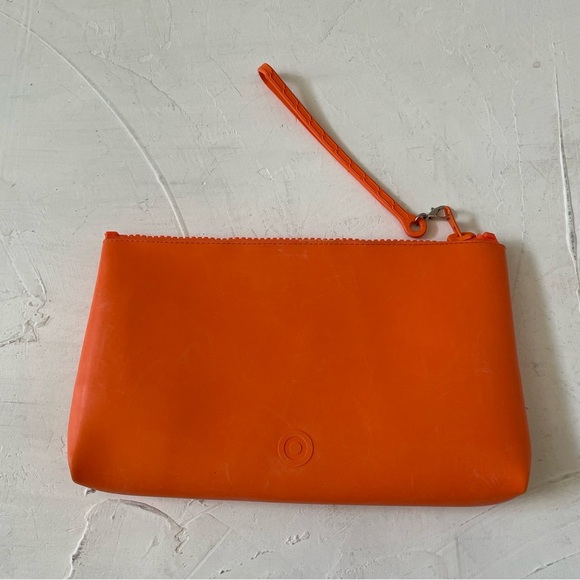 Hunter for Target small orange rubber wristlet - Picture 4 of 9